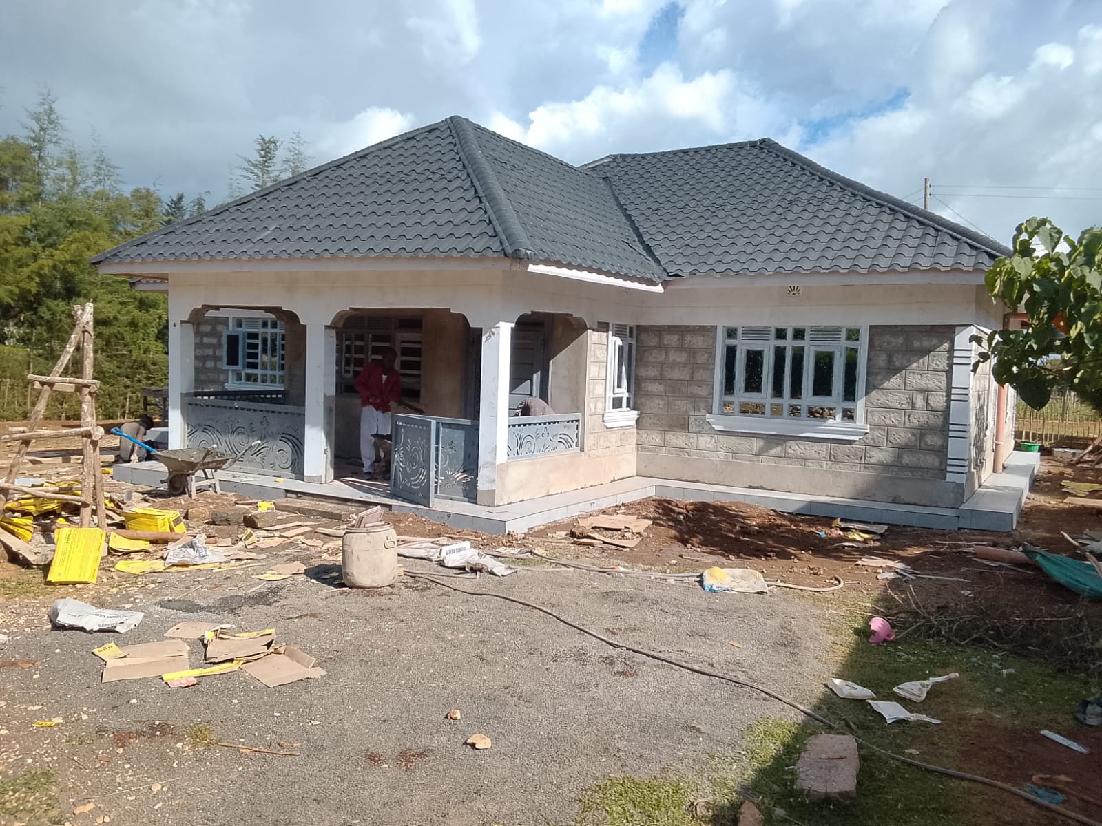 AALLSERE Contractors Limited team at work